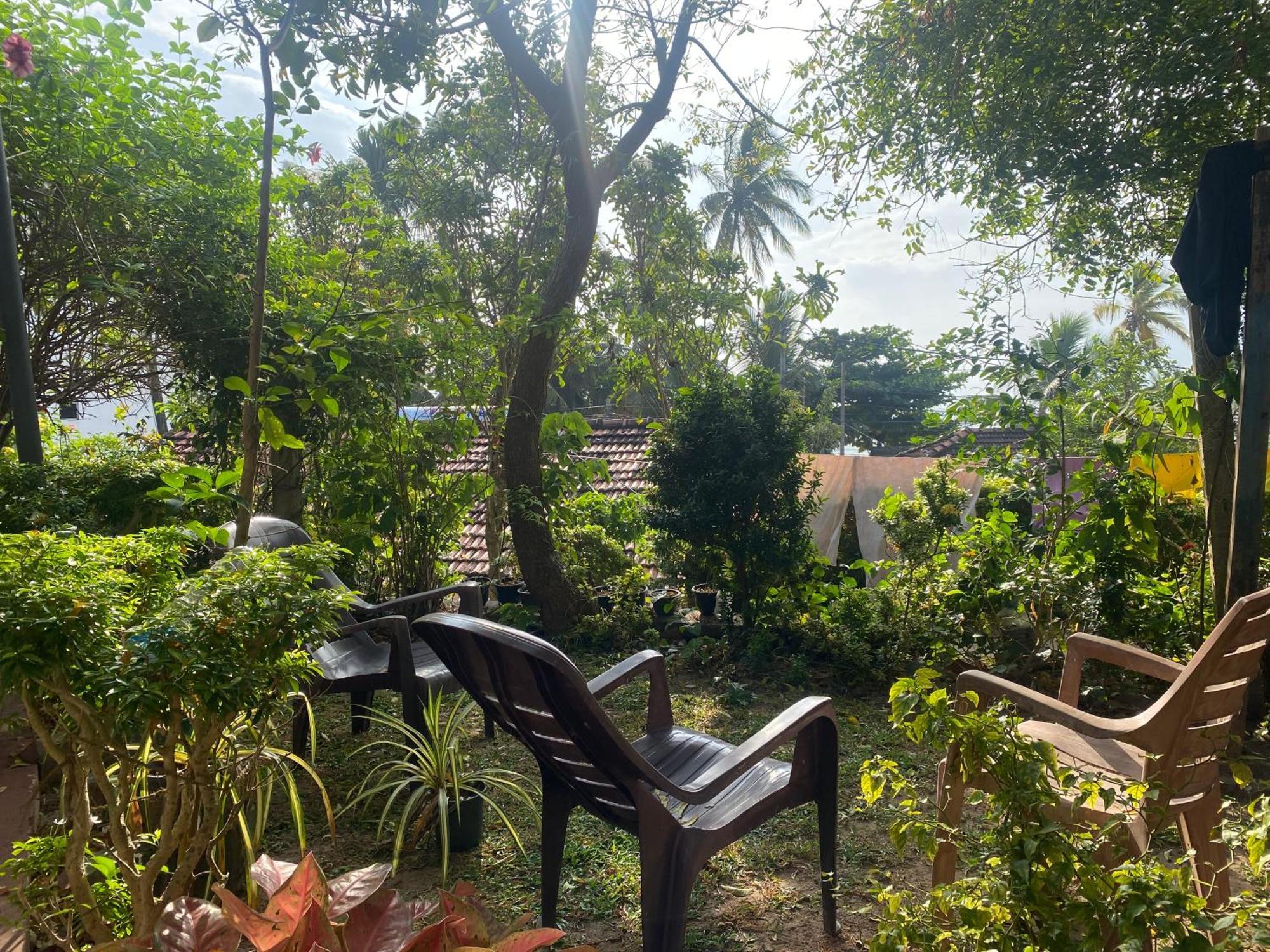 Ananda Home Stay And Restaurant Tangalle Exterior foto